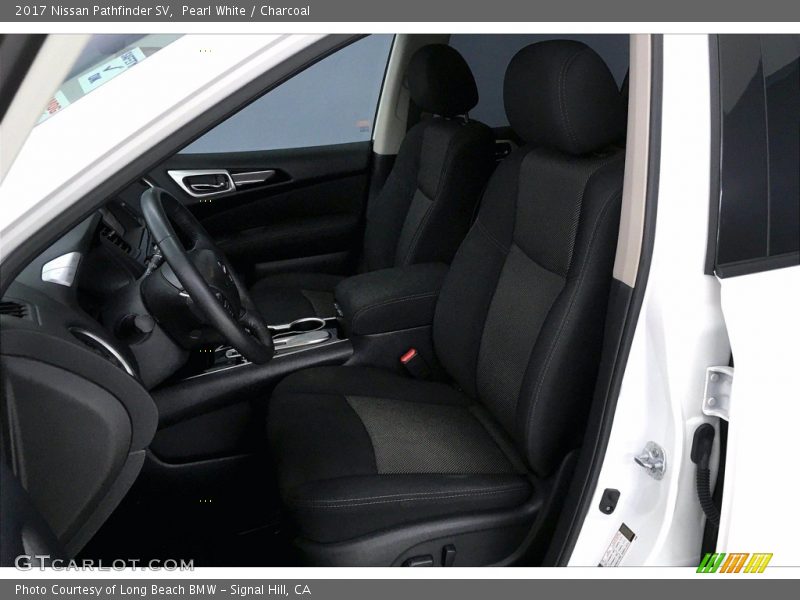 Pearl White / Charcoal 2017 Nissan Pathfinder SV