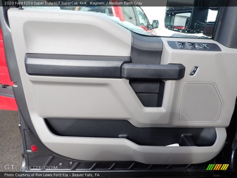 Magnetic / Medium Earth Gray 2020 Ford F250 Super Duty XLT SuperCab 4x4