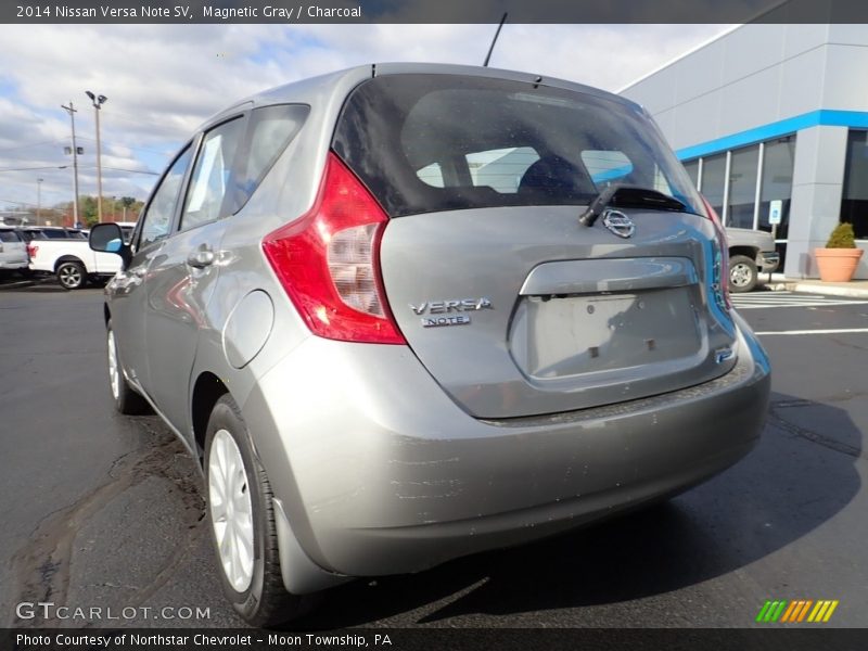 Magnetic Gray / Charcoal 2014 Nissan Versa Note SV