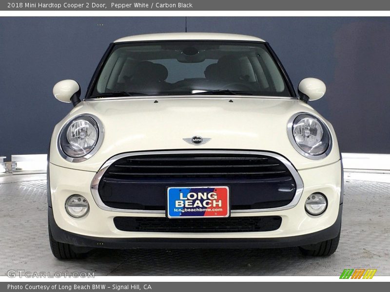 Pepper White / Carbon Black 2018 Mini Hardtop Cooper 2 Door