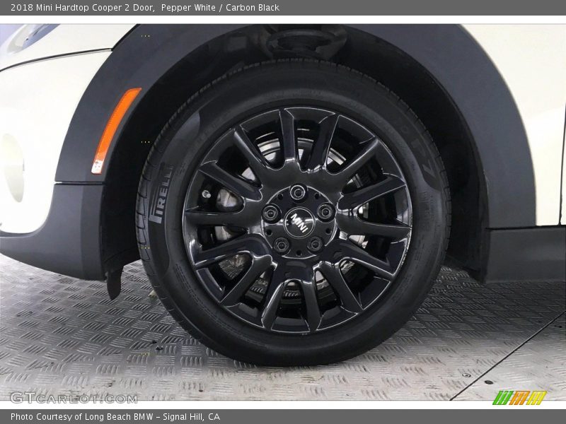 Pepper White / Carbon Black 2018 Mini Hardtop Cooper 2 Door