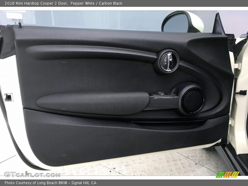 Pepper White / Carbon Black 2018 Mini Hardtop Cooper 2 Door