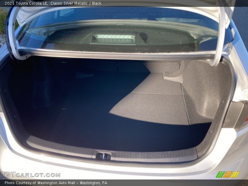Classic Silver Metallic / Black 2021 Toyota Corolla LE