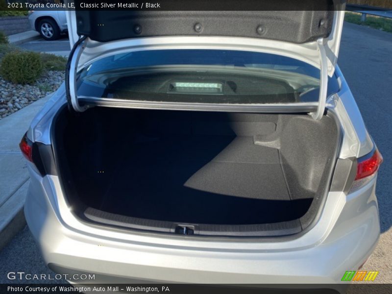 Classic Silver Metallic / Black 2021 Toyota Corolla LE