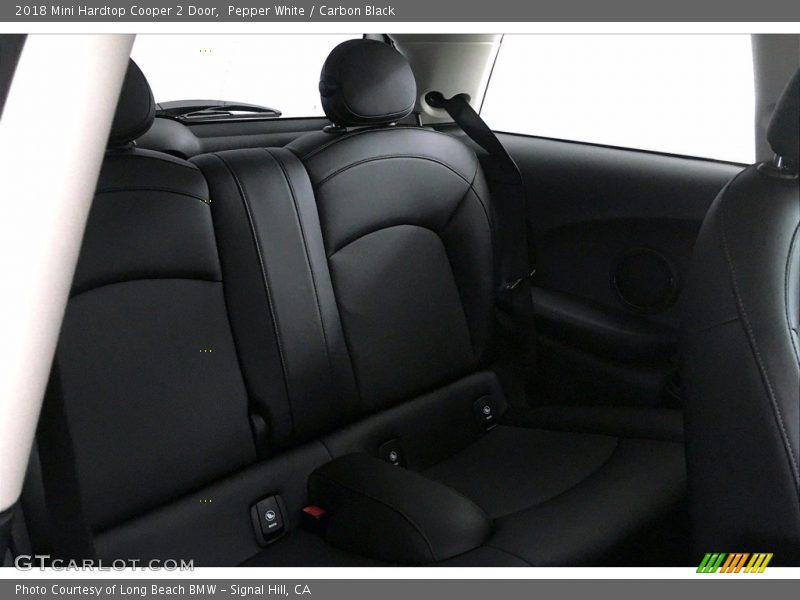 Pepper White / Carbon Black 2018 Mini Hardtop Cooper 2 Door