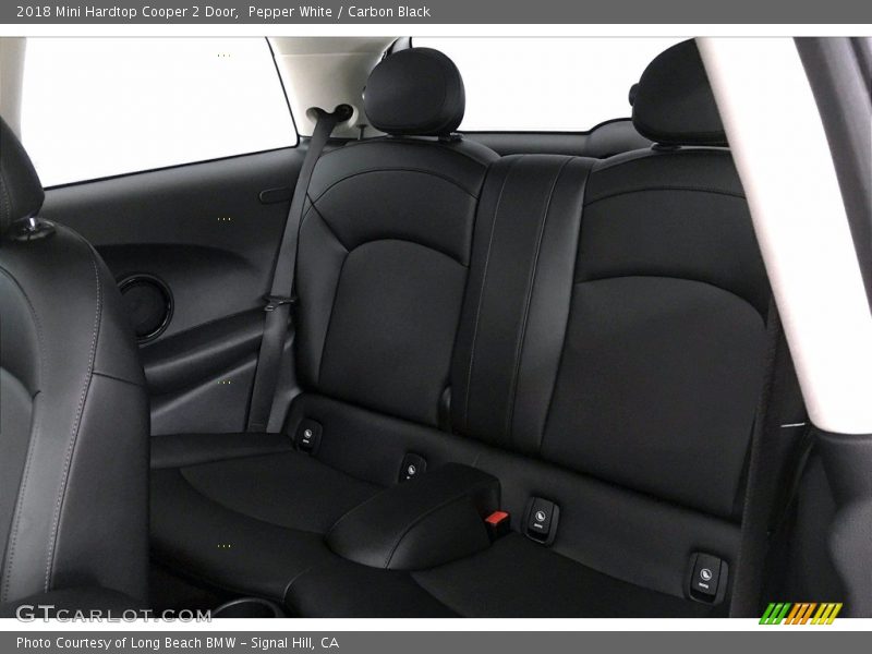 Pepper White / Carbon Black 2018 Mini Hardtop Cooper 2 Door