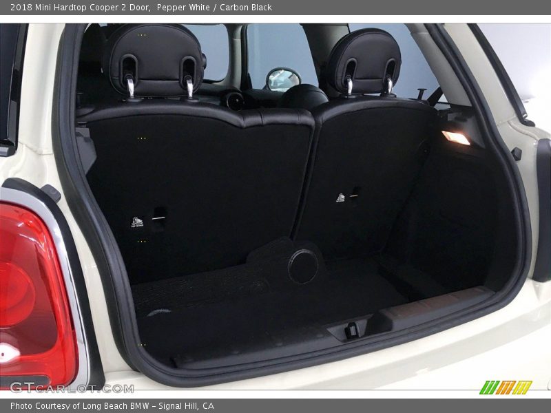 Pepper White / Carbon Black 2018 Mini Hardtop Cooper 2 Door
