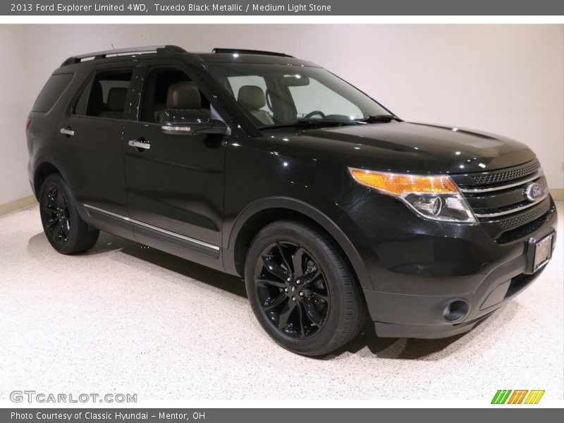 Tuxedo Black Metallic / Medium Light Stone 2013 Ford Explorer Limited 4WD