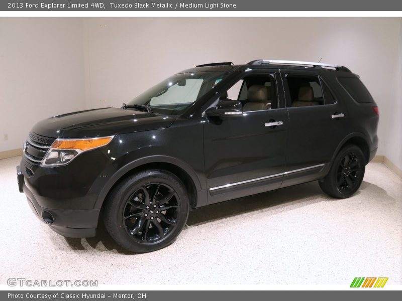 Tuxedo Black Metallic / Medium Light Stone 2013 Ford Explorer Limited 4WD