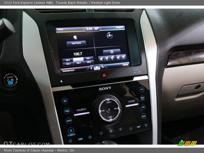 Tuxedo Black Metallic / Medium Light Stone 2013 Ford Explorer Limited 4WD