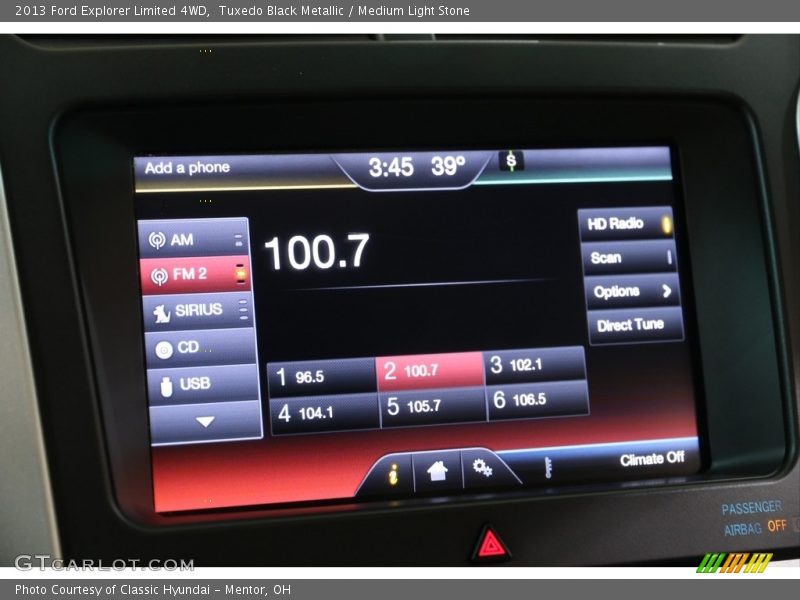 Tuxedo Black Metallic / Medium Light Stone 2013 Ford Explorer Limited 4WD