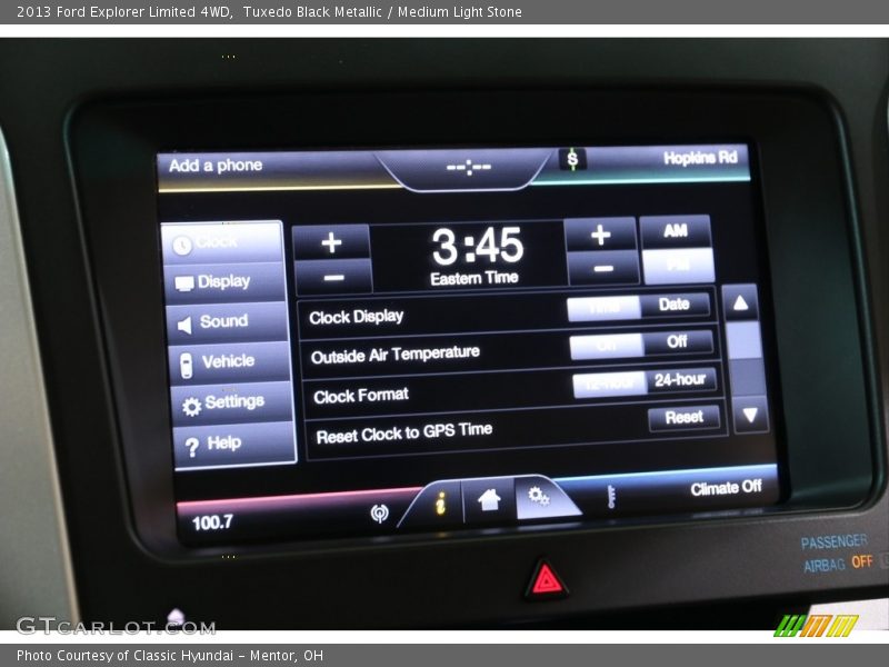 Tuxedo Black Metallic / Medium Light Stone 2013 Ford Explorer Limited 4WD