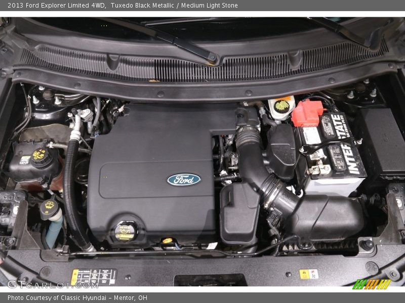 Tuxedo Black Metallic / Medium Light Stone 2013 Ford Explorer Limited 4WD