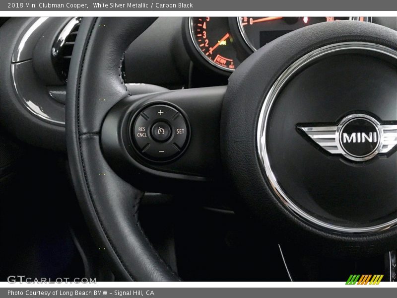 White Silver Metallic / Carbon Black 2018 Mini Clubman Cooper