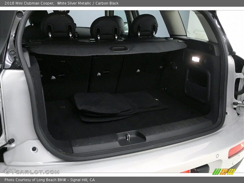 White Silver Metallic / Carbon Black 2018 Mini Clubman Cooper