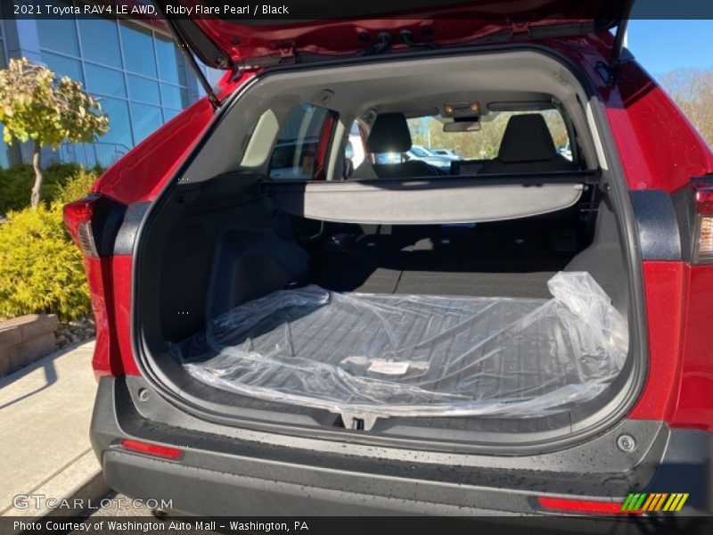 Ruby Flare Pearl / Black 2021 Toyota RAV4 LE AWD