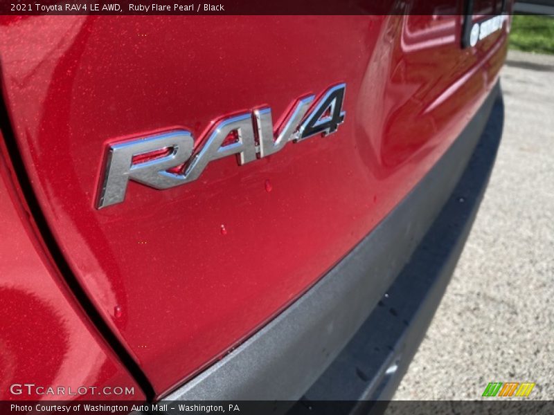 Ruby Flare Pearl / Black 2021 Toyota RAV4 LE AWD