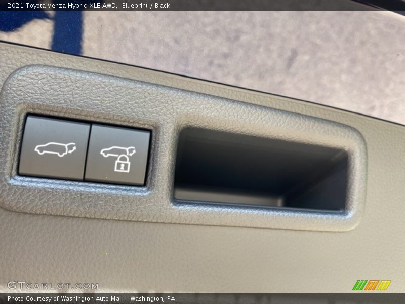 Blueprint / Black 2021 Toyota Venza Hybrid XLE AWD