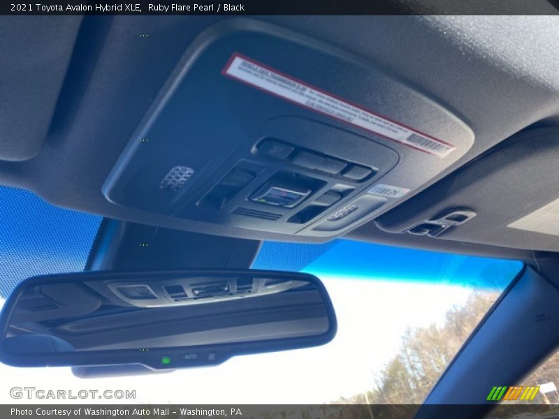 Ruby Flare Pearl / Black 2021 Toyota Avalon Hybrid XLE
