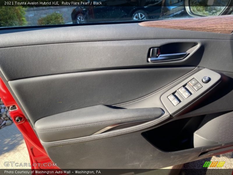 Ruby Flare Pearl / Black 2021 Toyota Avalon Hybrid XLE