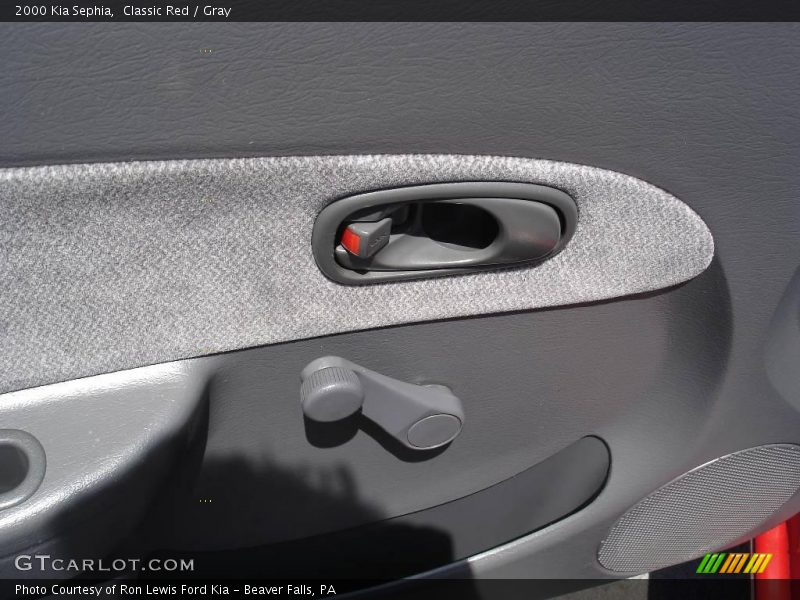 Classic Red / Gray 2000 Kia Sephia