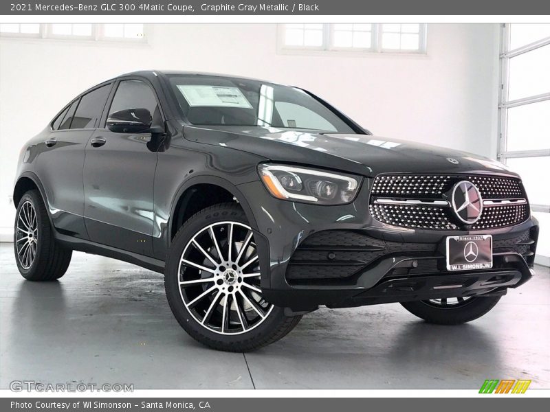 Front 3/4 View of 2021 GLC 300 4Matic Coupe