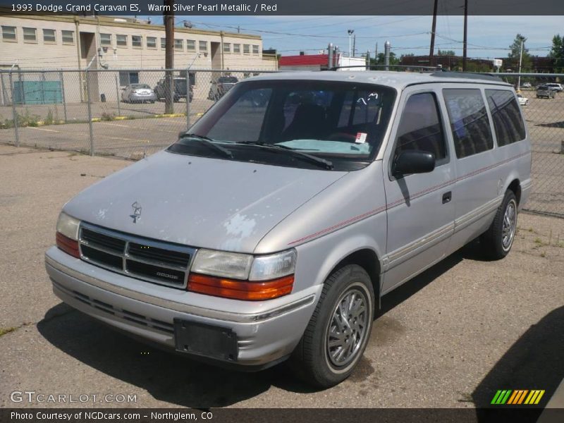 Warm Silver Pearl Metallic / Red 1993 Dodge Grand Caravan ES