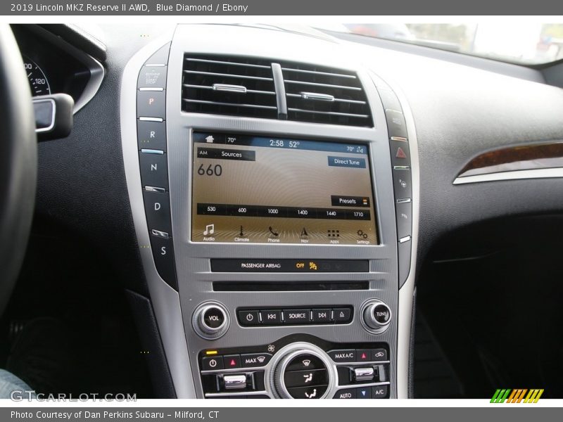 Controls of 2019 MKZ Reserve II AWD