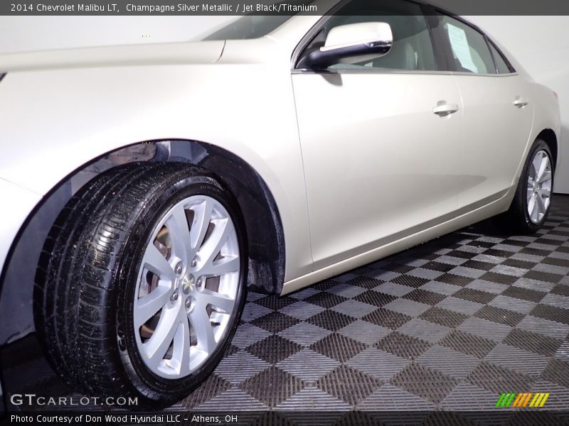 Champagne Silver Metallic / Jet Black/Titanium 2014 Chevrolet Malibu LT