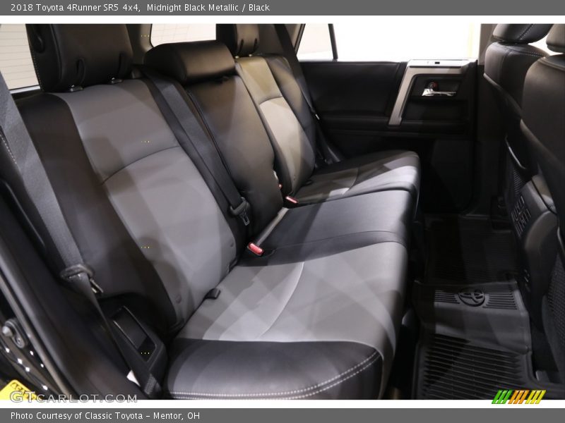 Midnight Black Metallic / Black 2018 Toyota 4Runner SR5 4x4