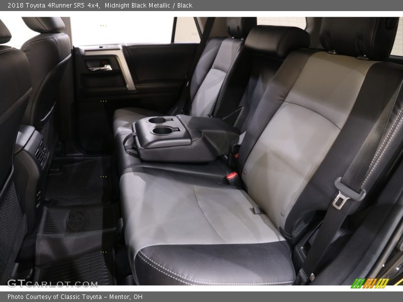 Midnight Black Metallic / Black 2018 Toyota 4Runner SR5 4x4