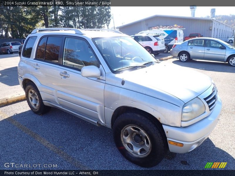 Silky Silver Metallic / Beige 2004 Suzuki Grand Vitara LX 4WD