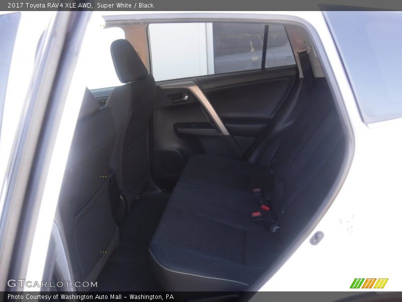 Super White / Black 2017 Toyota RAV4 XLE AWD
