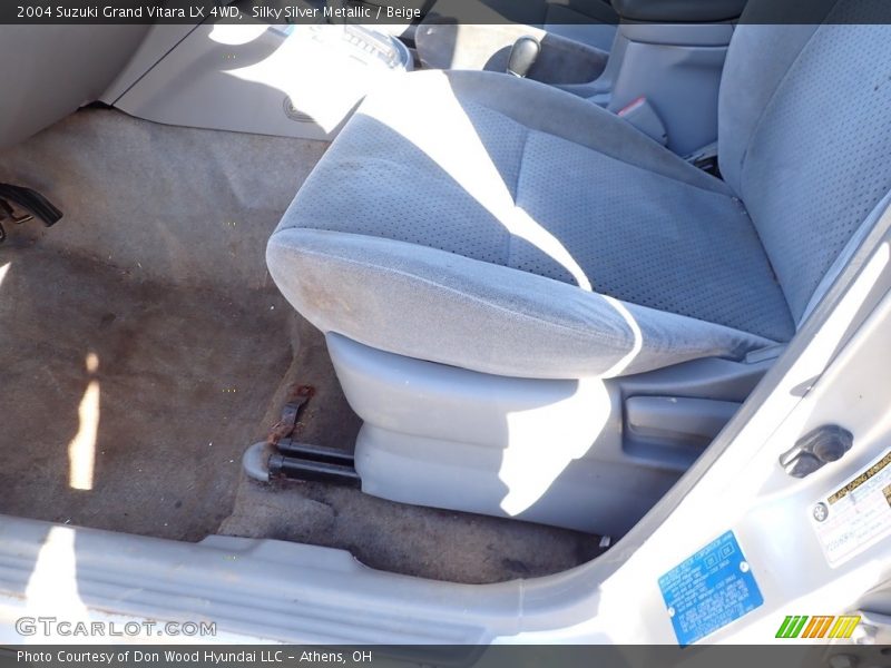 Silky Silver Metallic / Beige 2004 Suzuki Grand Vitara LX 4WD