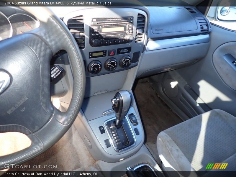 Silky Silver Metallic / Beige 2004 Suzuki Grand Vitara LX 4WD