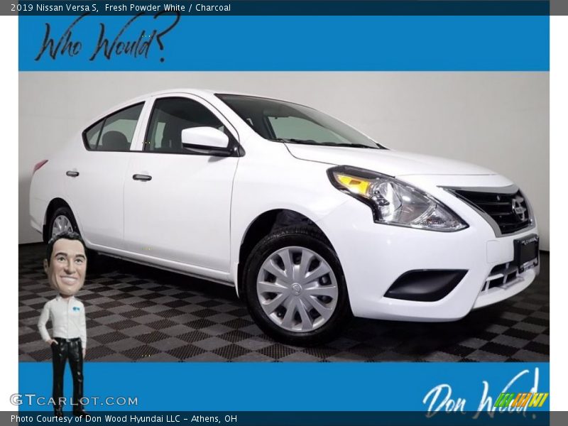 Fresh Powder White / Charcoal 2019 Nissan Versa S