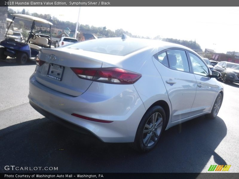 Symphony Silver / Black 2018 Hyundai Elantra Value Edition