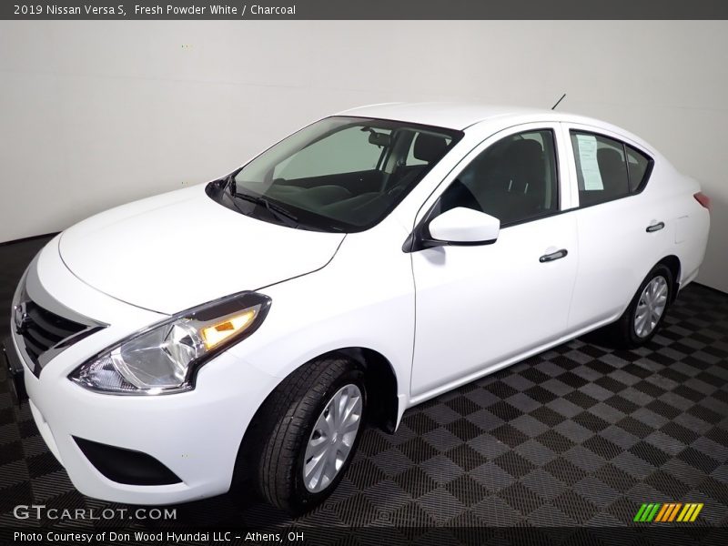 Fresh Powder White / Charcoal 2019 Nissan Versa S