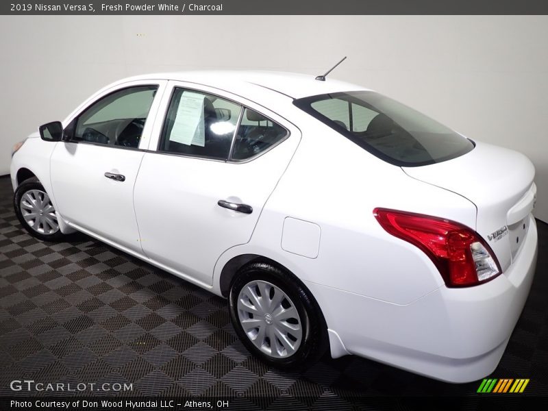 Fresh Powder White / Charcoal 2019 Nissan Versa S