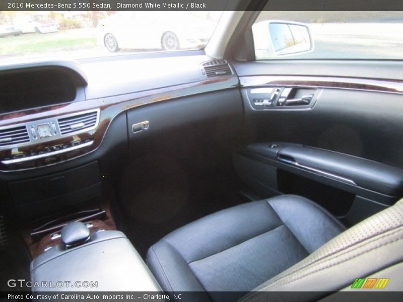 Diamond White Metallic / Black 2010 Mercedes-Benz S 550 Sedan