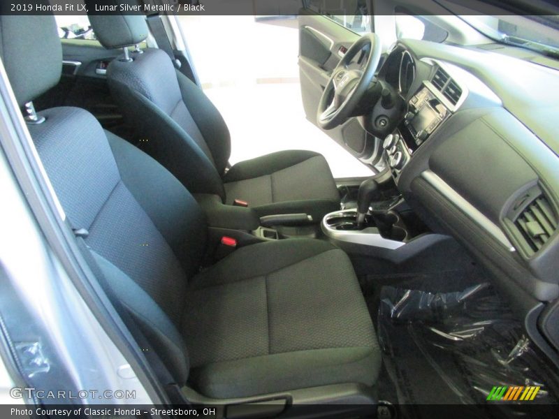 Lunar Silver Metallic / Black 2019 Honda Fit LX