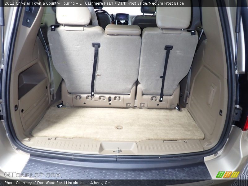Cashmere Pearl / Dark Frost Beige/Medium Frost Beige 2012 Chrysler Town & Country Touring - L