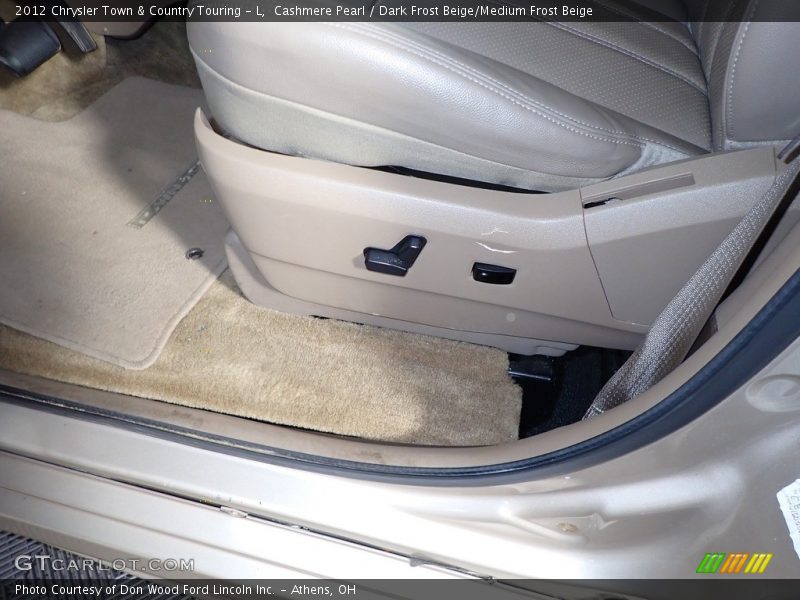 Cashmere Pearl / Dark Frost Beige/Medium Frost Beige 2012 Chrysler Town & Country Touring - L
