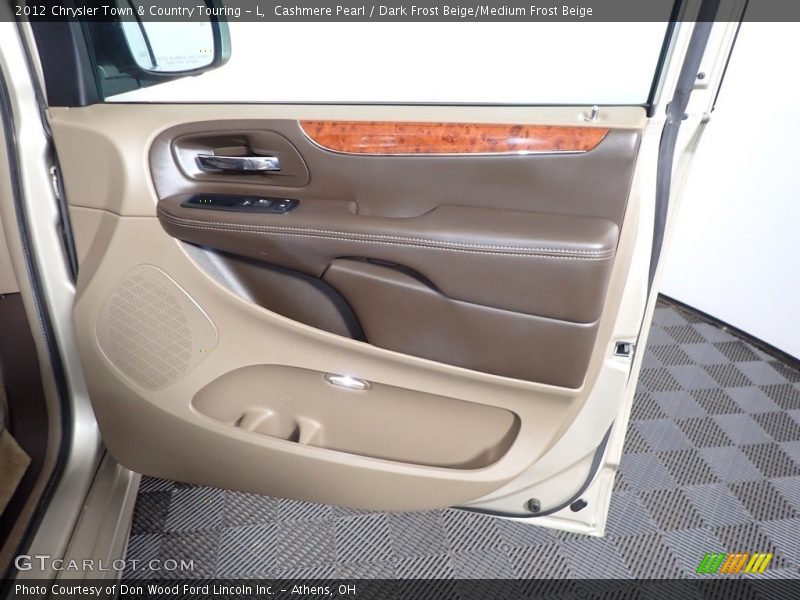 Cashmere Pearl / Dark Frost Beige/Medium Frost Beige 2012 Chrysler Town & Country Touring - L