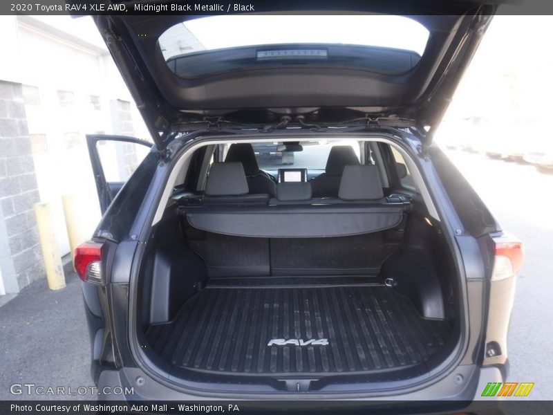 Midnight Black Metallic / Black 2020 Toyota RAV4 XLE AWD