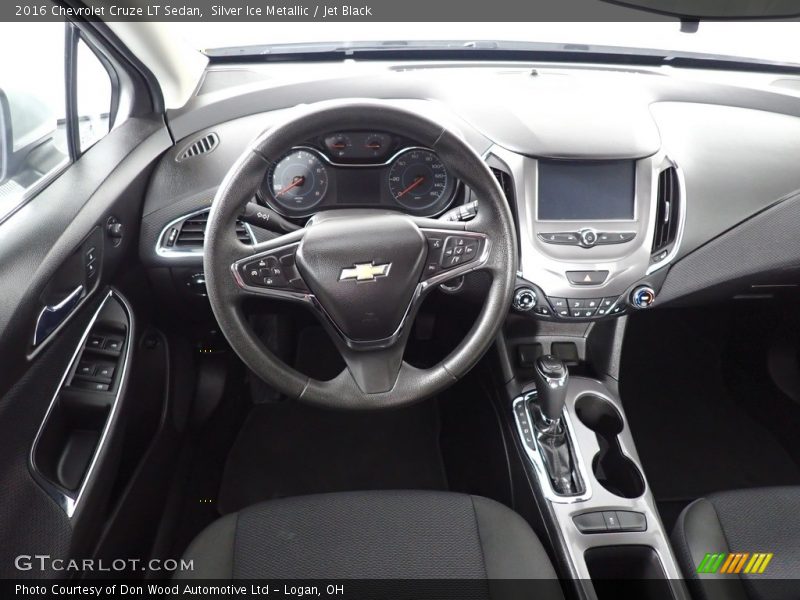  2016 Cruze LT Sedan Jet Black Interior