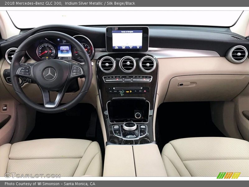 Iridium Silver Metallic / Silk Beige/Black 2018 Mercedes-Benz GLC 300