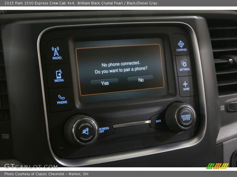 Controls of 2015 1500 Express Crew Cab 4x4