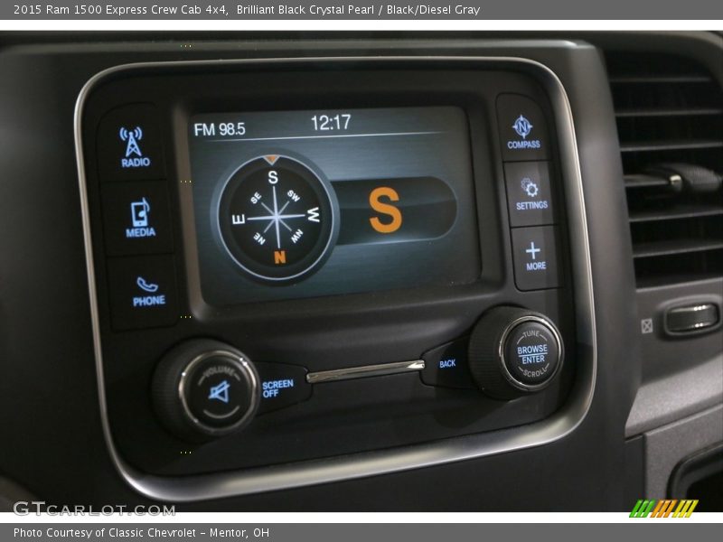 Controls of 2015 1500 Express Crew Cab 4x4