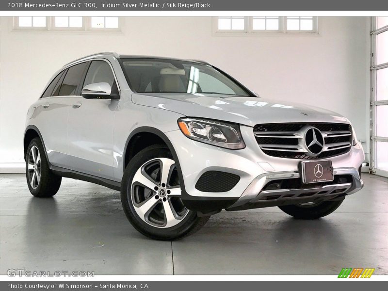 Iridium Silver Metallic / Silk Beige/Black 2018 Mercedes-Benz GLC 300